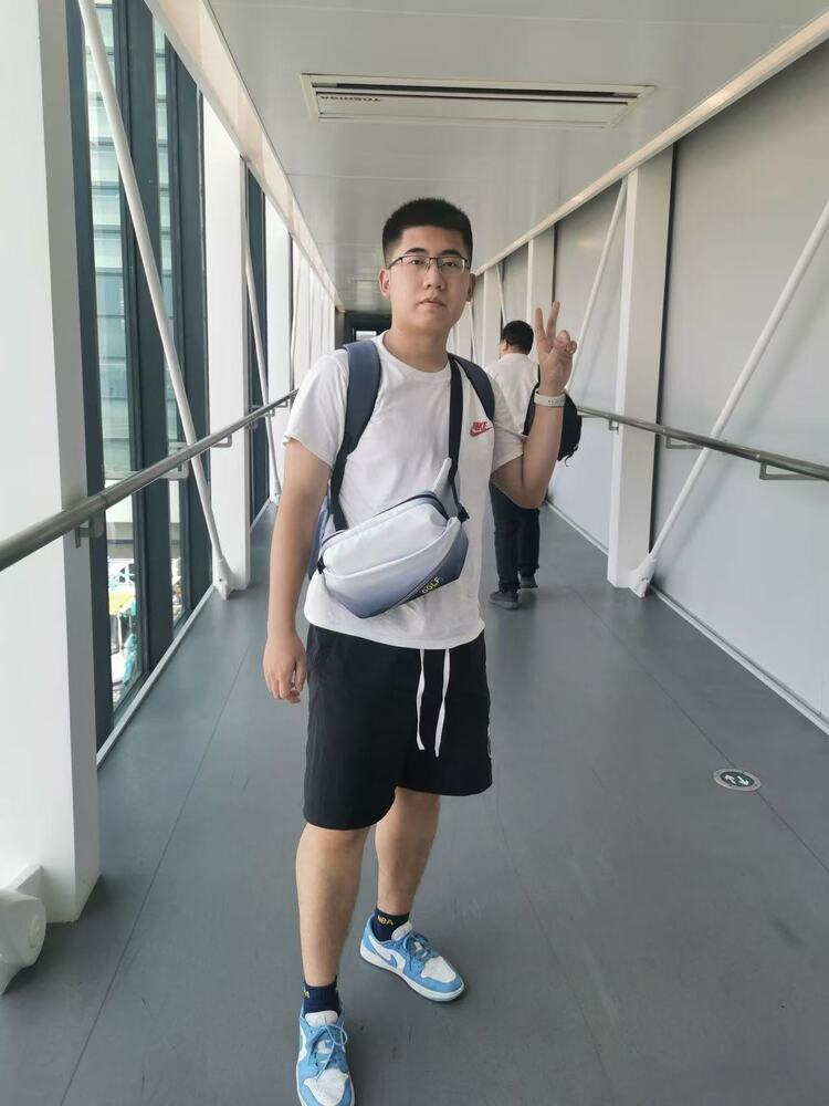 Profile image of Shaoqiu Zhang <span style='font-size:50%;'>(2024Fall)</span>